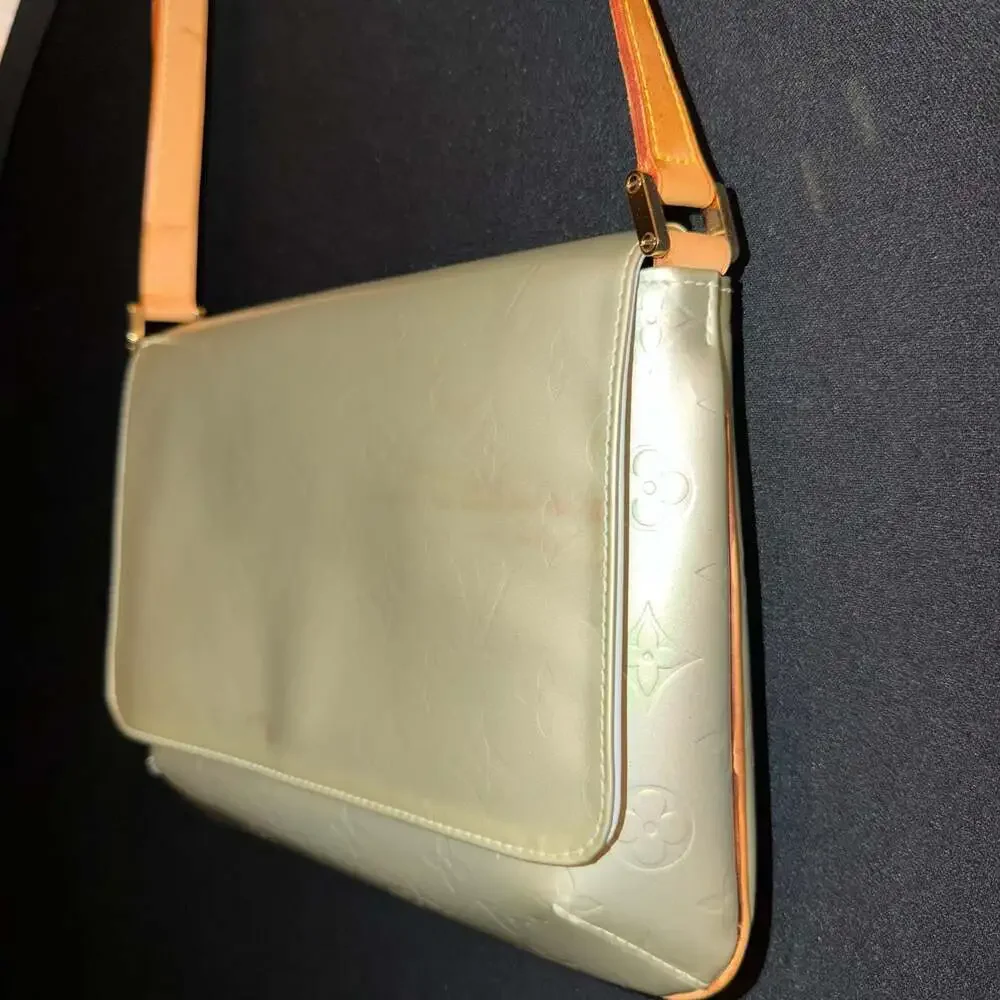 Louis Vuitton Monogram Vernis Thompson Street Shoulder Bag